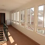 Hostel Be