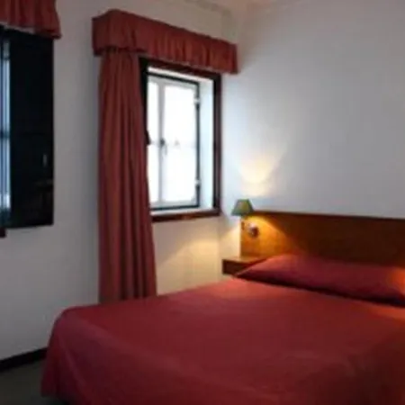 Hostel Be Κοΐμπρα